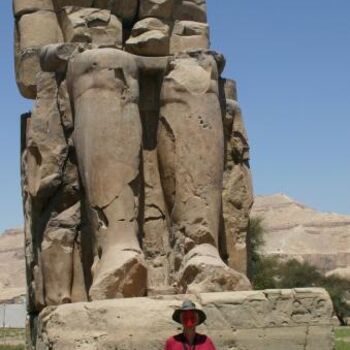 Photographie intitulée "Colosses de Memnon" par Jean-Pierre Moreau, Œuvre d'art originale, Autre