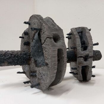 Sculpture titled "Objet 4" by Coco Vewenda, Original Artwork, Clay