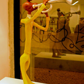 Скульптура под названием "Trompete" - Alberto Kissola, Подлинное произведение искусства, Другой