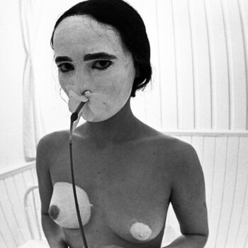 Photographie intitulée "demoiselle avec fle…" par Georges Duhamel, Œuvre d'art originale