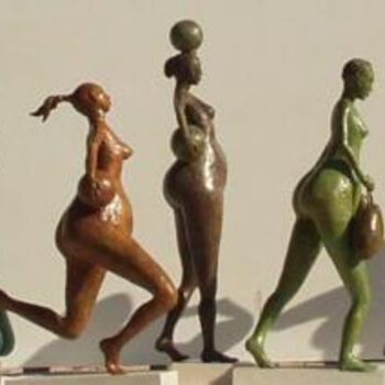 Sculpture intitulée "groupe des voleuses…" par Micheldejos, Œuvre d'art originale