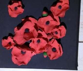 Painting titled "COQUELICOT 3 D" by Gervaise Accart Sanier (GAS), Original Artwork, Paper maché