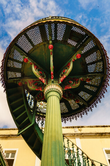 Photographie intitulée "Escada do mercado d…" par Ori Junior, Œuvre d'art originale, Photographie numérique