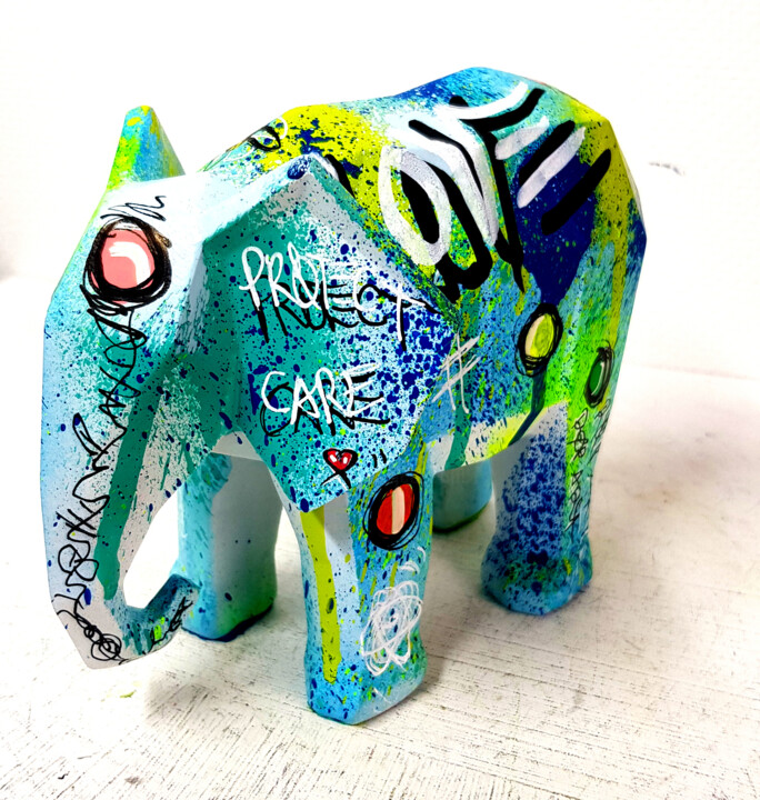 Sculpture titled "Pop Art Elephant St…" by Pvettese, Original Artwork, Spray paint