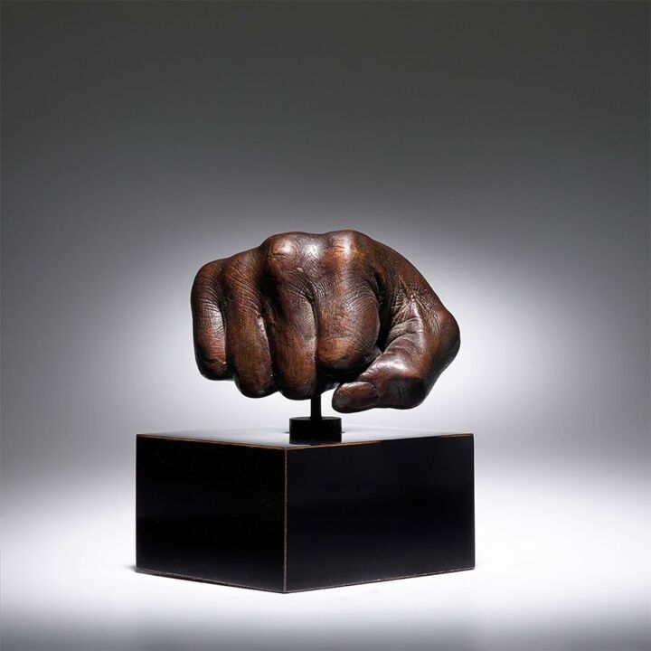 青铜拳900x900.jpeg