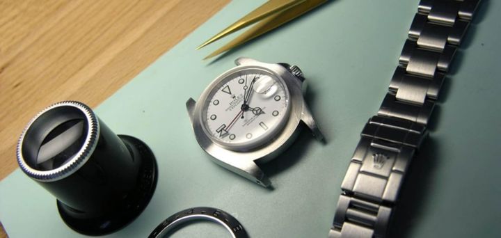 Hướng dẫn chọn và thay dây da cho đồng hồ kim loại chuẩn xác