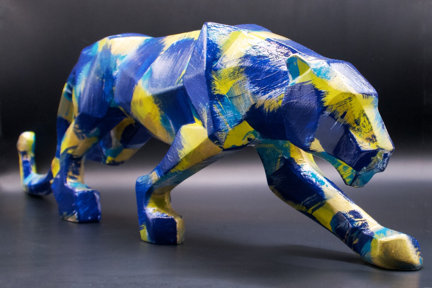 Macan, Sculpture by Grey Pop Art Artmajeur