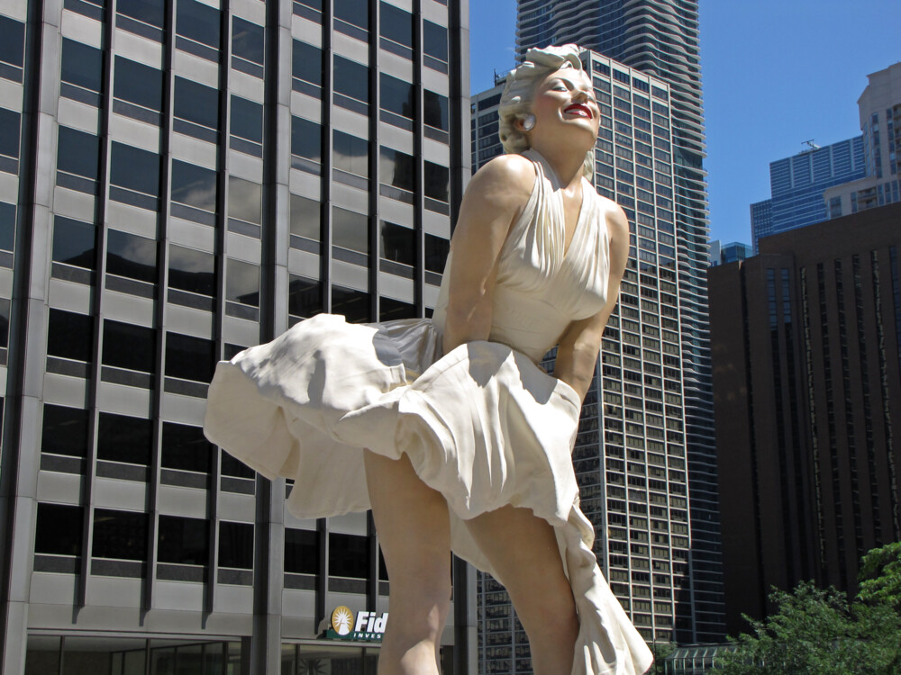 Marilyn Monroe 'Forever Marilyn' statue in Palm Springs