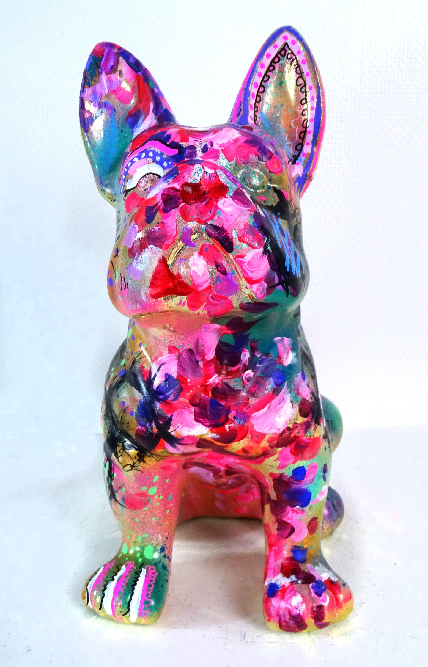 Statue Pop Art Bulldog Unique Graffiti C, Sculpture par Priscilla
