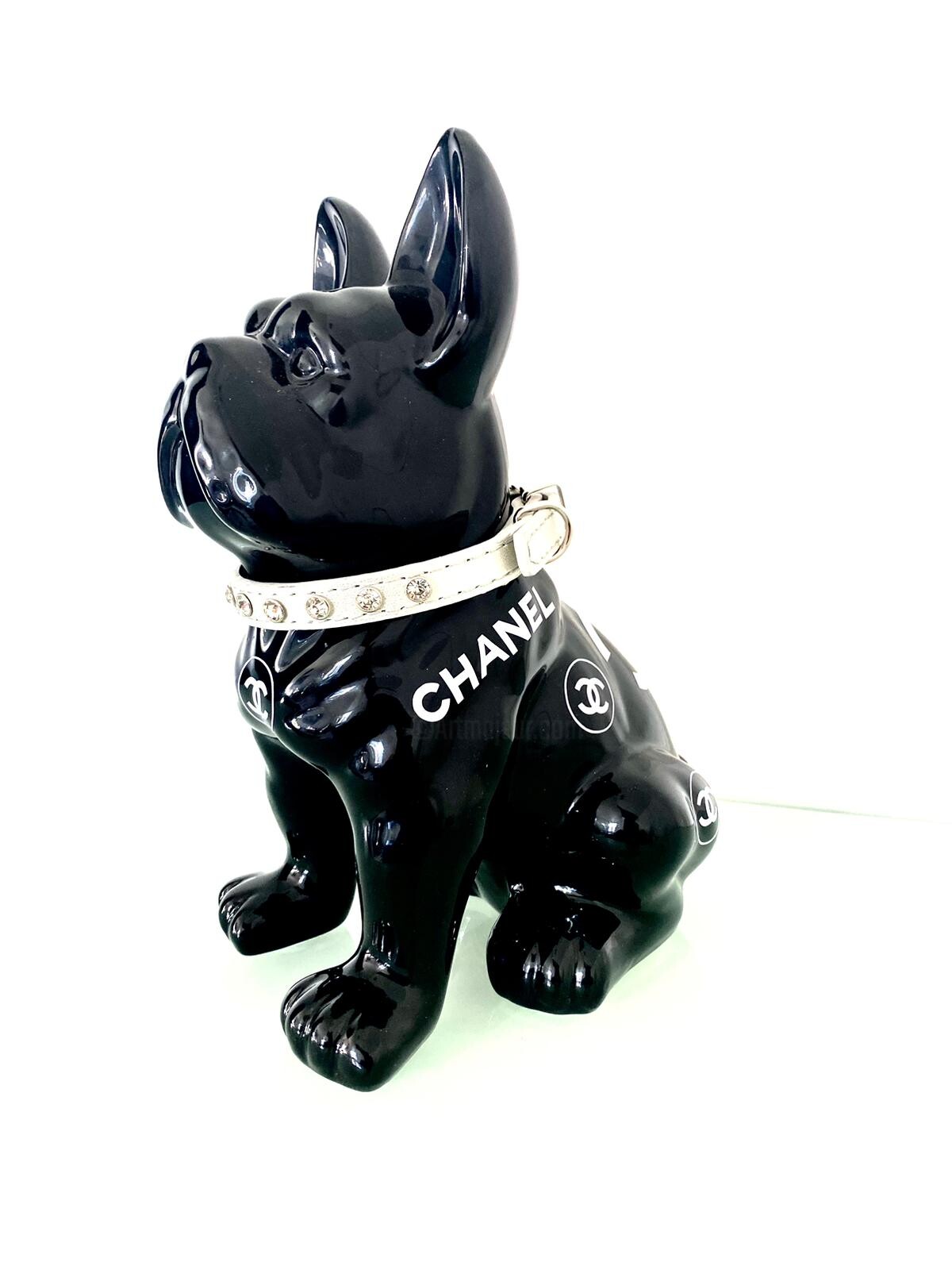 Chanel'dog, Sculpture by The Kri$$$