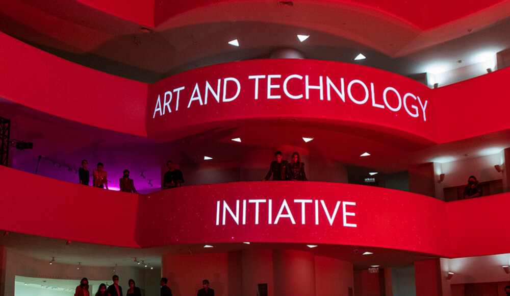 Das Guggenheim Museum engagiert sich für das aufstrebende Feld der technologiebasierten Kunst