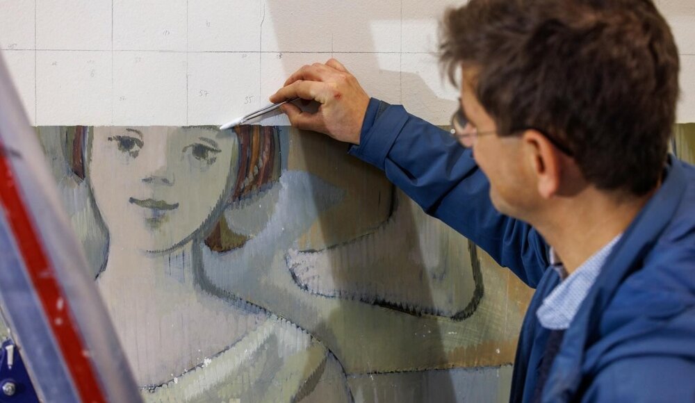Gerhard Richter's Hidden Mural Revealed in Dresden