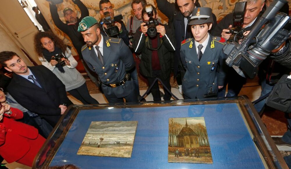The crazy story of the two paintings of Van Gogh stolen by a drug baron