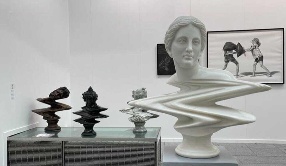 Art historical figures distorted in abstract marble sculptures