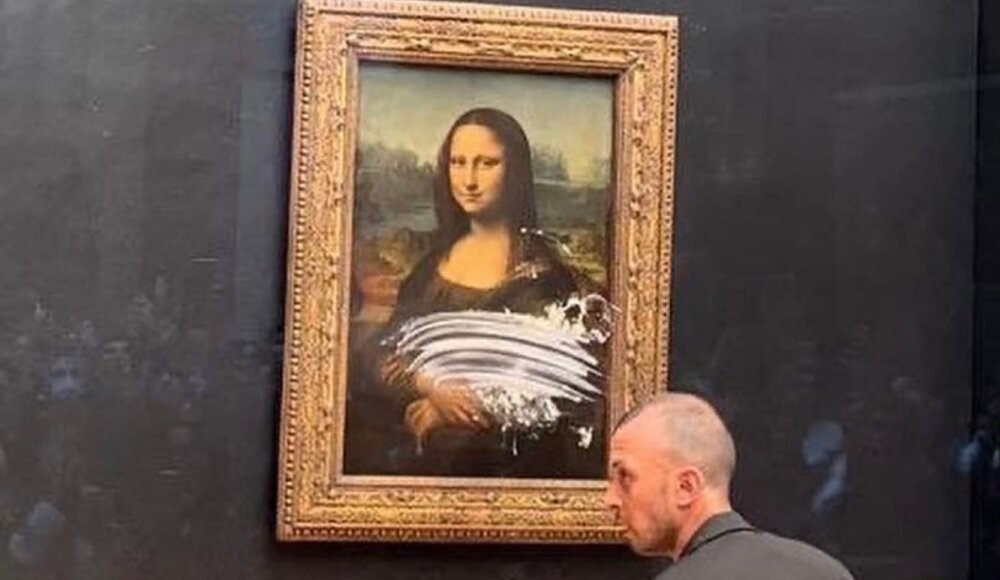Un homme a été arrêté après avoir entarté Mona Lisa
