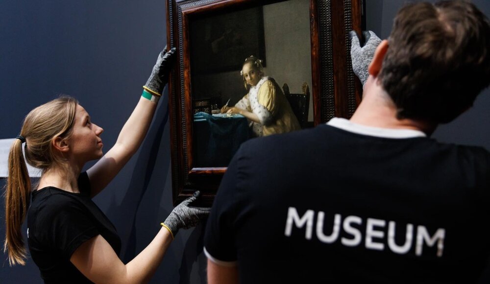 The Rijksmuseum opens the largest collection of Vermeer paintings ever