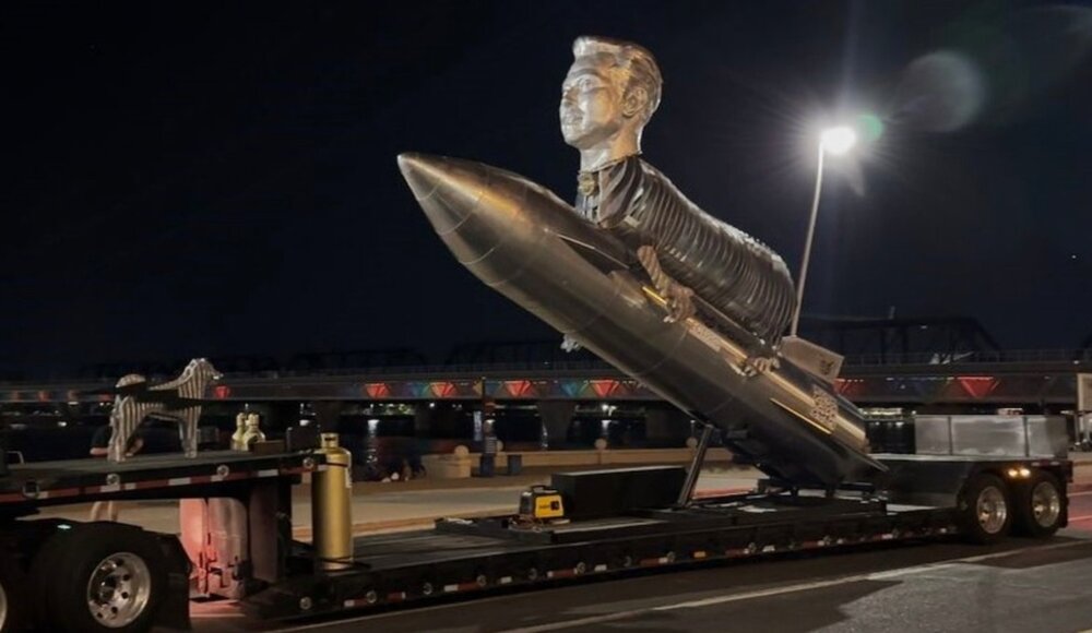 600.000 Dollar für eine riesige Statue von Elon Musk als Ziege