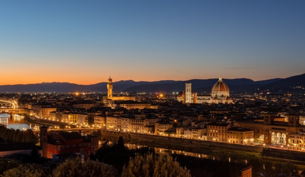 Ex-schooldirecteur ontslagen omdat hij Michelangelo's 'David'-reizen naar Florence liet zien