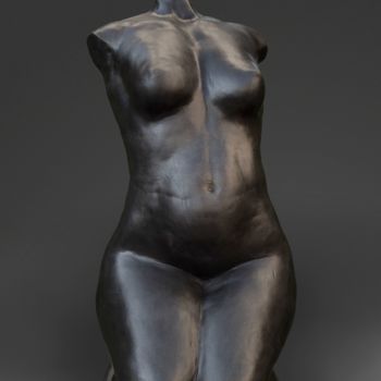 Sculpture intitulée "Tavaszvaro v-nagy-n…" par J Bate, Œuvre d'art originale, Céramique