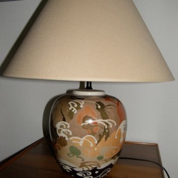 Painting titled "Lampe décor Japonais" by Madeleine Golay, Original Artwork