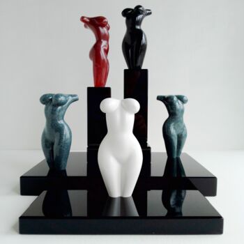Sculpture par Maas Tiir