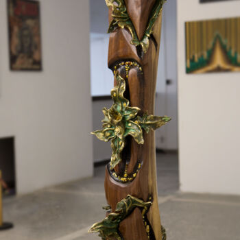 Sculpture intitulée "Eden ivy" par Alexander Slavsky, Œuvre d'art originale, Bois