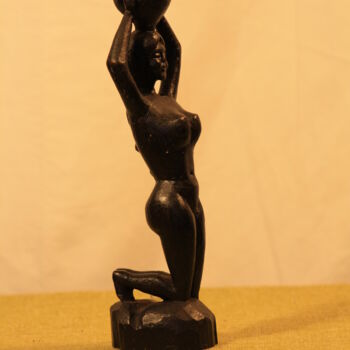 Sculpture titled "La vierge vue de cô…" by Abdellouahab Selka, Original Artwork, Wood