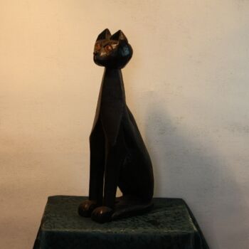 Sculpture titled "Le chat" by Abdellouahab Selka, Original Artwork, Wood