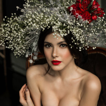 Fotografia zatytułowany „flowers in your hair” autorstwa Nastya Bilkova, Oryginalna praca, Fotografia cyfrowa
