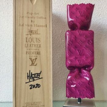 Sculpture intitulée "Louis Leather" par Ad Van Hassel, Œuvre d'art originale, Plastique