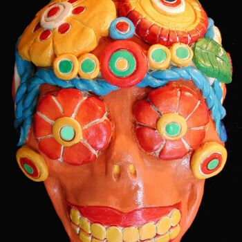 Sculpture titled "LA OTRA SONRISA" by Adelina Reyes, Original Artwork, Clay