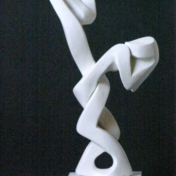 Scultura intitolato "an-white-sculpture-…" da Adolf Neystat, Opera d'arte originale