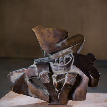Sculptuur getiteld "Pietá" door Adrian Uncrut, Origineel Kunstwerk, Bronzen