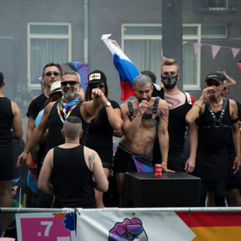 Fotografía titulada "Pride Amsterdam #6" por Henk Adriani, Obra de arte original, Fotografía digital