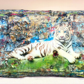 Collages intitulée "Tiger White Edition" par Adriano Cuencas, Œuvre d'art originale, Acrylique