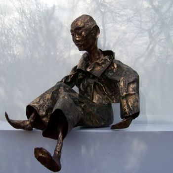 Sculpture intitulée "assis, la tête au s…" par Anne-Frédérique Ferret, Œuvre d'art originale, Techniques mixtes