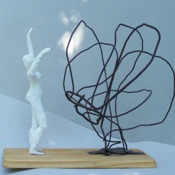 Sculptuur getiteld "faire chanter le ve…" door Anne-Frédérique Ferret, Origineel Kunstwerk, Plastic