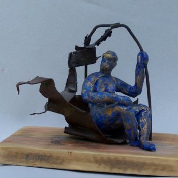 Sculpture titled "... étonnant vaisse…" by Anne-Frédérique Ferret, Original Artwork, Mixed Media