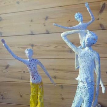 雕塑 标题为“attente” 由Agnès Pain, 原创艺术品, 纸张纸浆