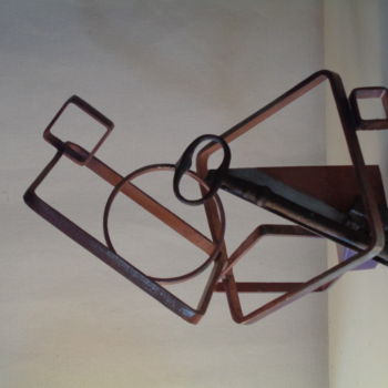 Sculpture intitulée "La Clé de votre bon…" par Agnieszka Rozek, Œuvre d'art originale, Métaux