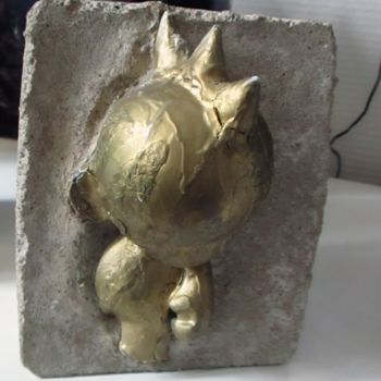 Sculpture titled "Golden rock" by A Guerard, Original Artwork, Stone