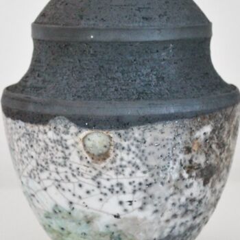 Design titled "Vaso - I quattro So…" by Akil L., Original Artwork, Ceramics