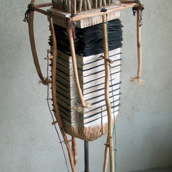 Scultura intitolato "stele du songe" da Alain Platet, Opera d'arte originale