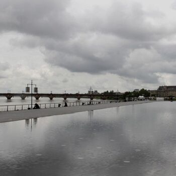 Photographie intitulée "Bordeaux, les quais" par Alan Barthe, Œuvre d'art originale, Photographie numérique