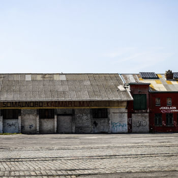 Photographie intitulée "Hangar - Dunkerque" par Alanig Keltz, Œuvre d'art originale