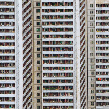 Fotografie getiteld "Pyiongyang towers" door Alban Luherne, Origineel Kunstwerk, Niet gemanipuleerde fotografie