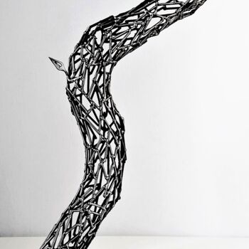 Скульптура под названием "New Life - The Hope…" - Albert Dura, Подлинное произведение искусства, Металлы