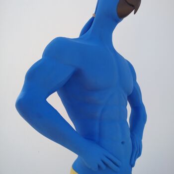 Sculpture titled "blue macaw" by Alberto Kissola, Original Artwork, Resin