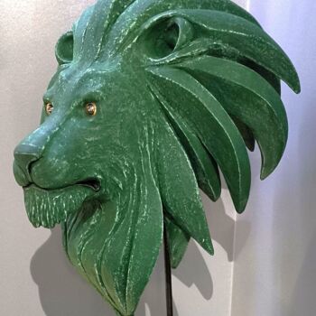Escultura intitulada "Leão Campeão" por Alberto Kissola, Obras de arte originais, Resina