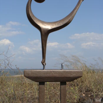 Скульптура под названием "pommel horse" - Alberto Kissola, Подлинное произведение искусства, Смола